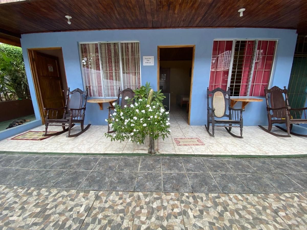 Cabinas Las Palmas Del Sol La Fortuna Bagian luar foto