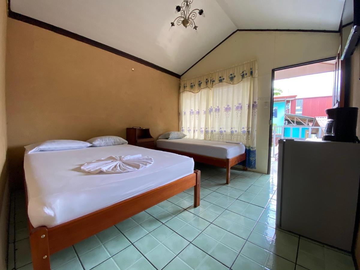 Cabinas Las Palmas Del Sol La Fortuna Bagian luar foto