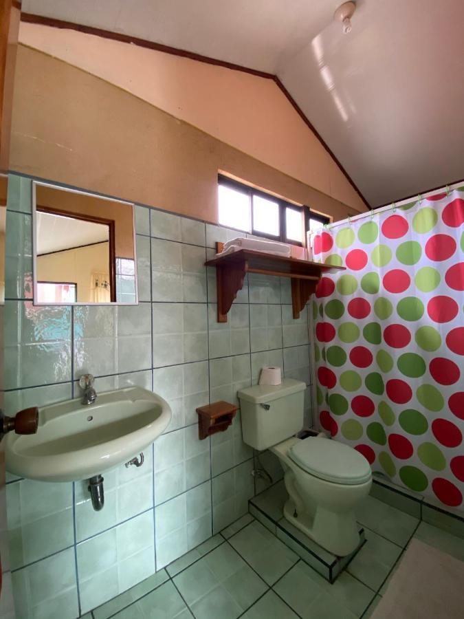 Cabinas Las Palmas Del Sol La Fortuna Bagian luar foto