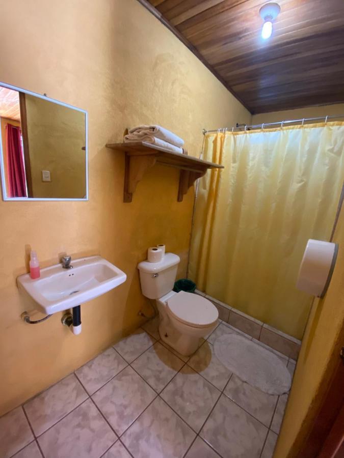 Cabinas Las Palmas Del Sol La Fortuna Bagian luar foto