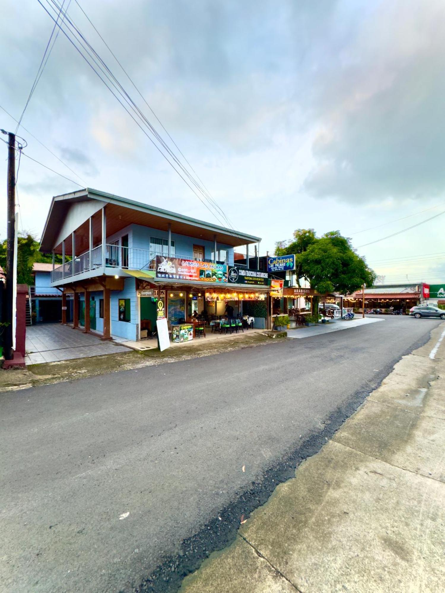 Cabinas Las Palmas Del Sol La Fortuna Bagian luar foto