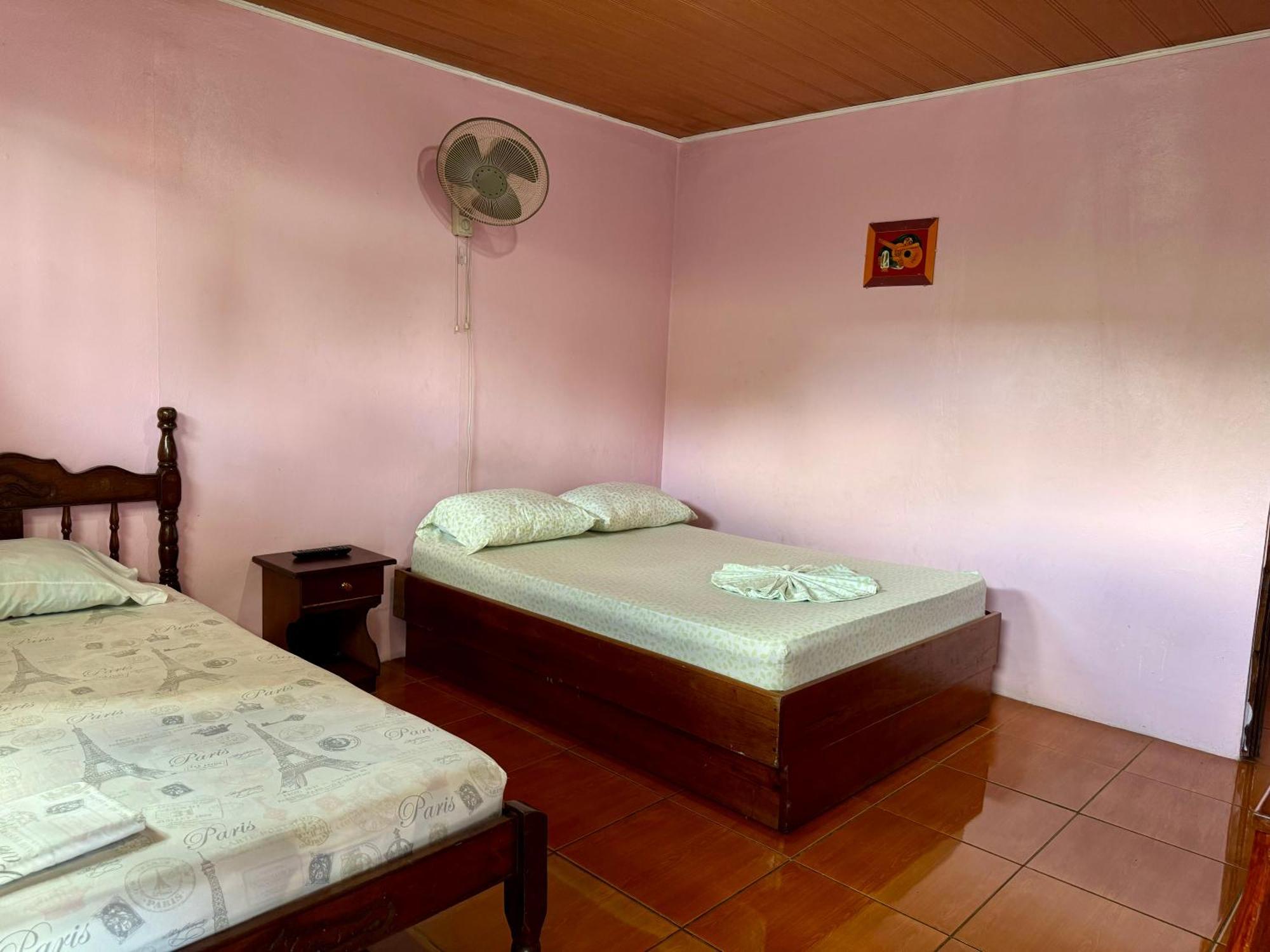 Cabinas Las Palmas Del Sol La Fortuna Bagian luar foto