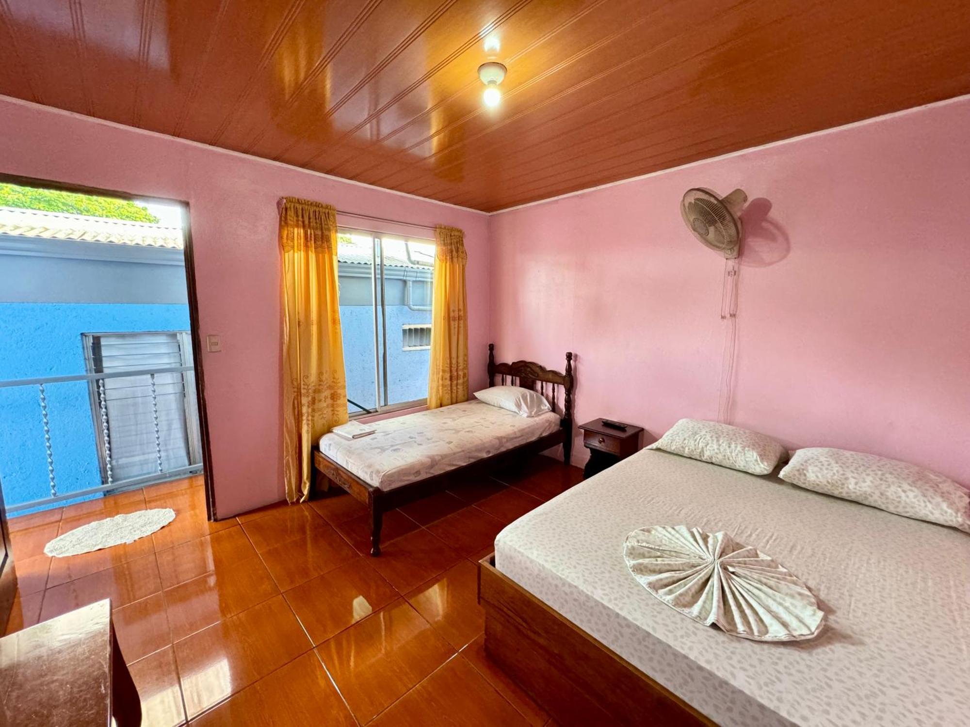 Cabinas Las Palmas Del Sol La Fortuna Bagian luar foto