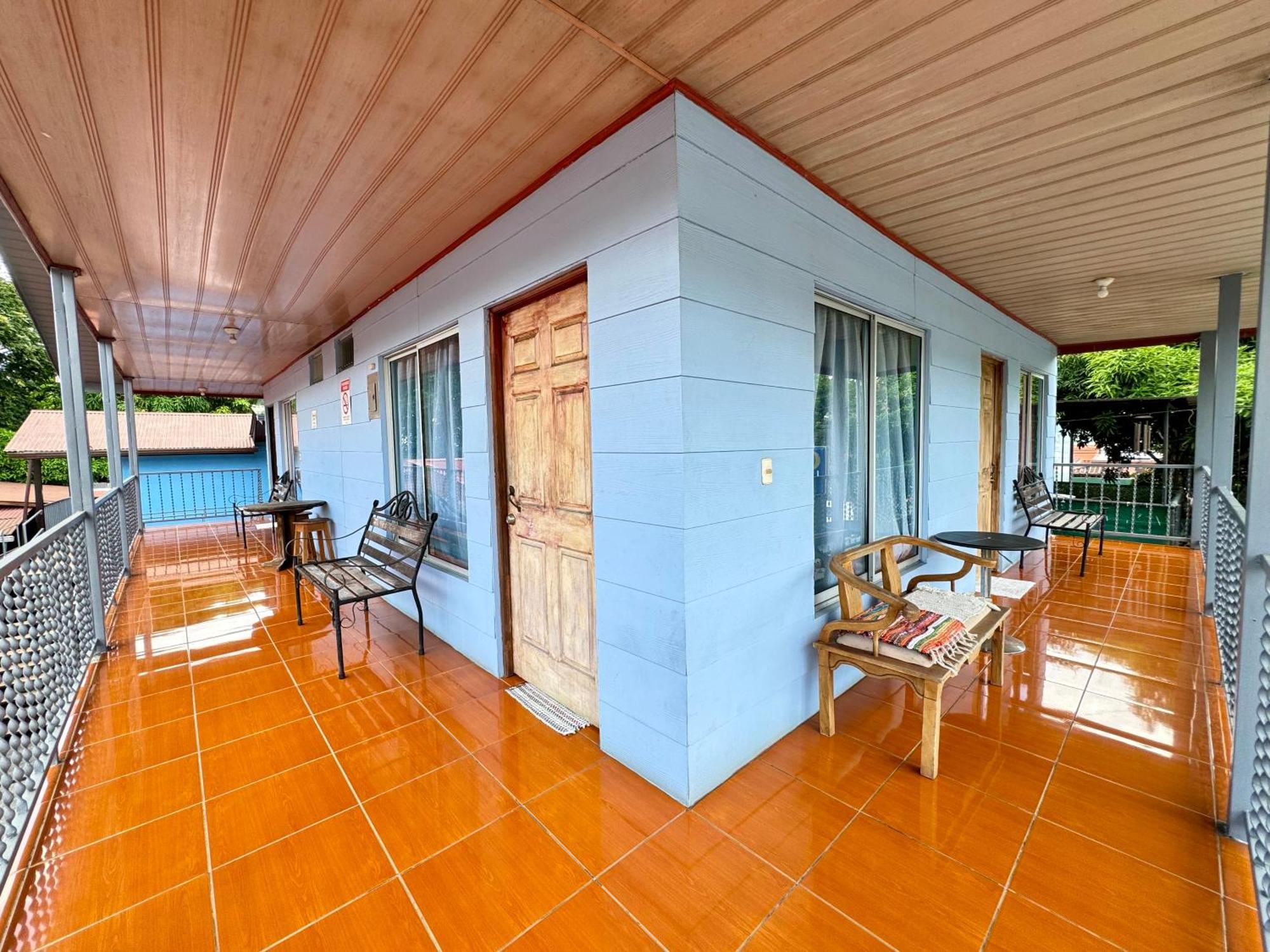 Cabinas Las Palmas Del Sol La Fortuna Bagian luar foto