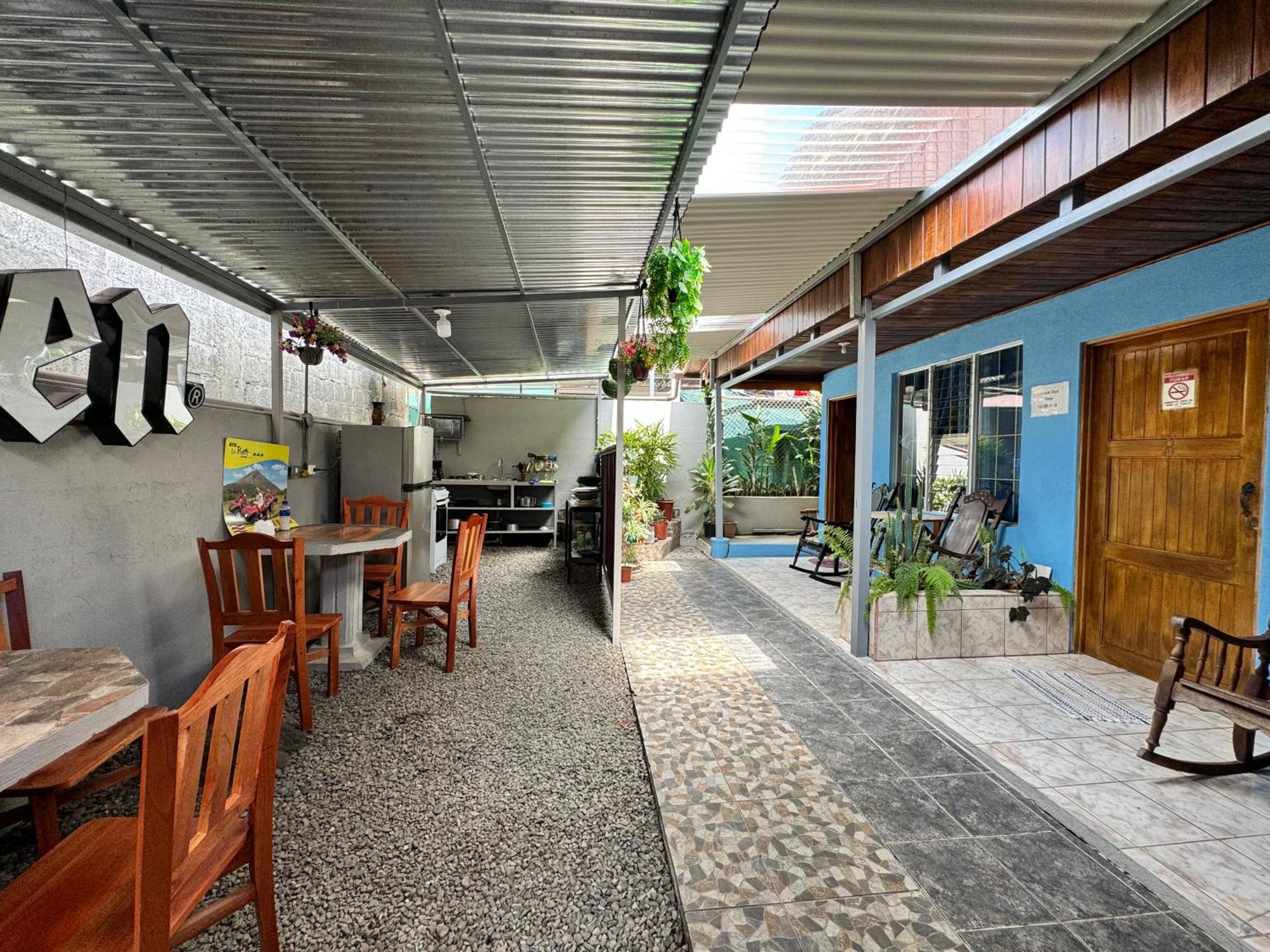 Cabinas Las Palmas Del Sol La Fortuna Bagian luar foto